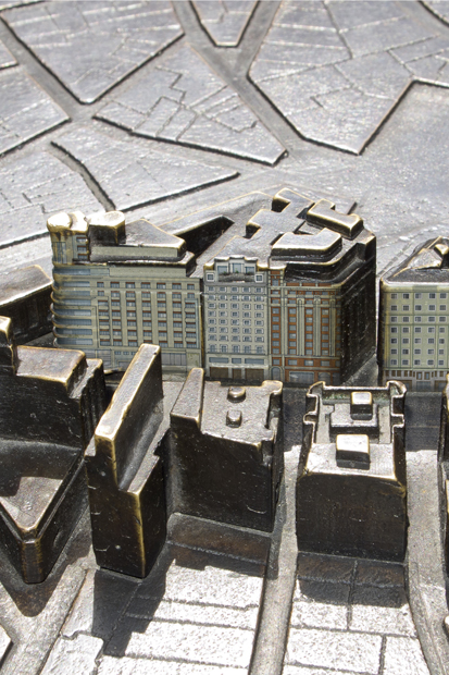 UNA MIRADA A ESCALA DE LA GRAN VÍA